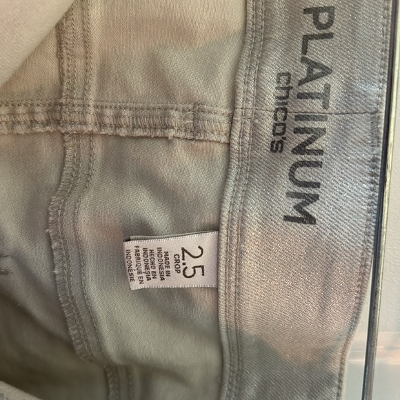 Chico’s Platinum silver sheen crop jeans - Picture 3 of 5
